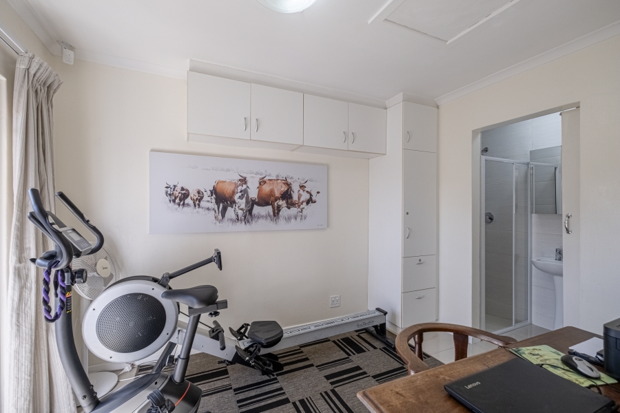 4 Bedroom Property for Sale in Summerstrand Eastern Cape